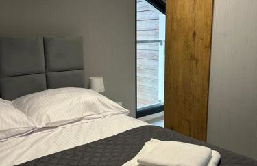 Lux Apart - Apartamenty z jacuzzi i sauną nad Wisłą - Photo 36