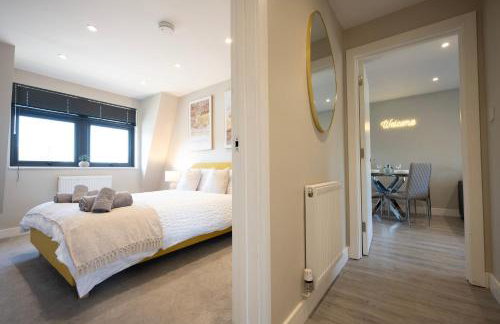 Modern 2 Bedroom Flat, Central Chatham, Self Check-in - Foto 5