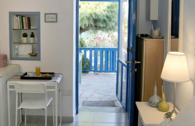 Little Blue - Photo 15