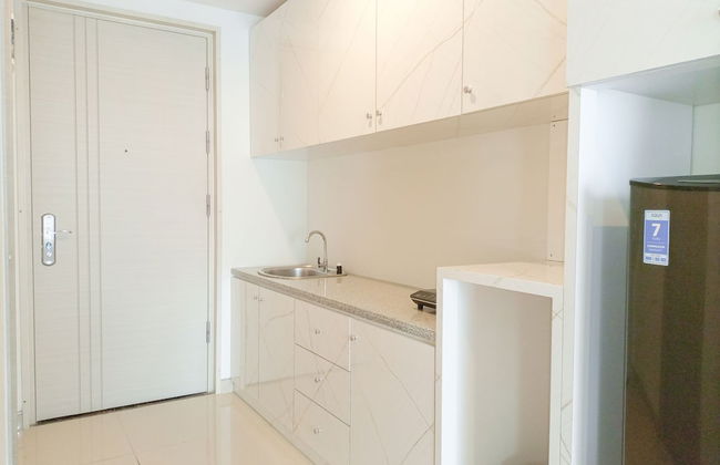 Elegant And Minimalist Studio At Mataram City Apartment - Foto 6