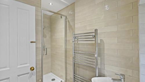 Daisy Cottage - North East Escapes - Foto 3, towels, Shower