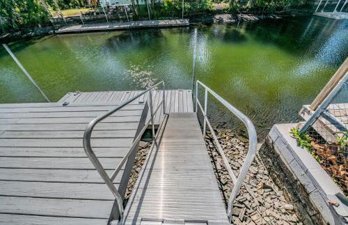 Wet Feet Retreat at Weeki Wachee, The Perfect Riverfront Escape - Foto 10