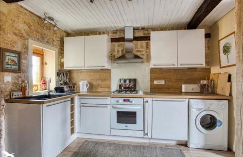 La Vieille Ferme: superbe complexe de 3 gîtes en pierre avec Piscine au coeur du Périgord Noir - Foto 35