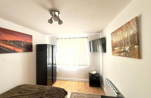 Sianavi Apartments - Caspian Way, Purfleet - Photo 11