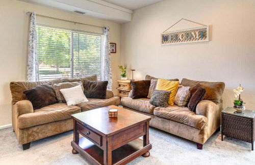 Pet-Friendly Retreat with Fenced Yard in Denver - Foto 5