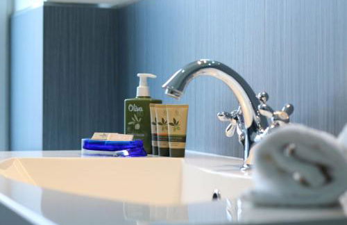 Casa Giulia - Apartment beachfront with 2 bedrooms, air conditioning and private parking, just 30 meters from the beach - Foto 25