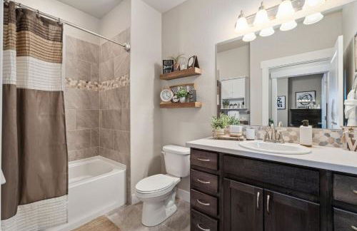 Serene Retreat With Hot Tub, Sauna, Pool & Gym - Foto 81