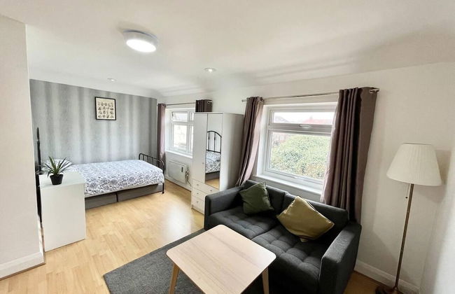 Lovely 2-bed Tree-hole in Northolt Southharrow - Foto 5