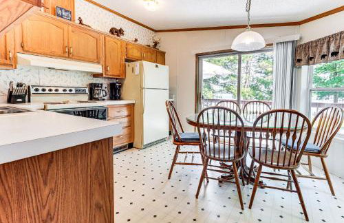 Solberg Lake House Dock, Deck and Stunning Views! - Foto 5