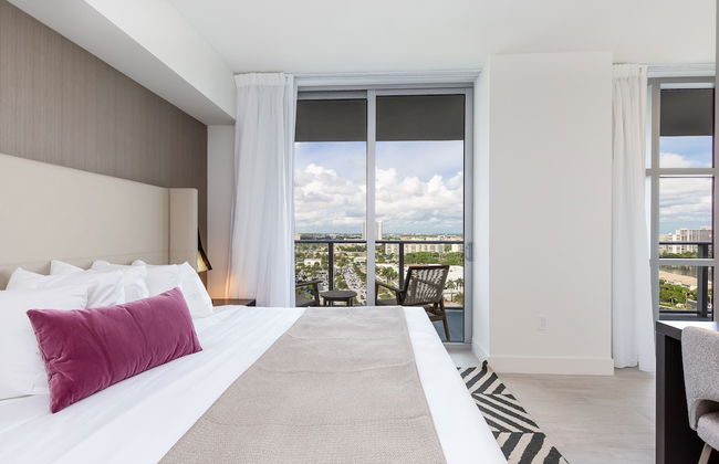 Hyde Beach House Hollywood Pr Suites - Photo 43