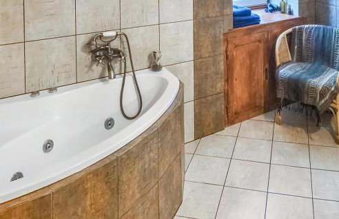 Gorgeous Apartment In Sobótka With Wifi - Foto 20