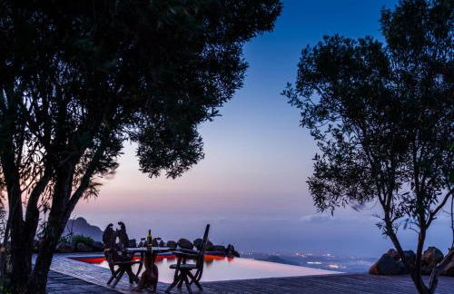 Historic Canarian House, Private Heated Infinity Pool, BBQ, WIFI + Panoramic Ocean Views - Foto 1