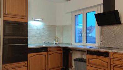 Schöne und optimal gelegene Wohnung OG - Foto 2