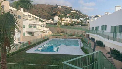 Premier Escape on the Sea Edge - Foto 3