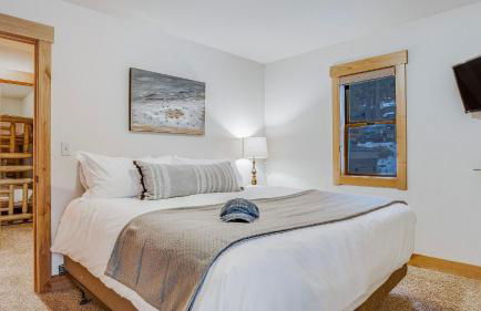 Arroyo by Avantstay Peaceful Mountain Townhouse w/ Large Private Balcony - Foto 36