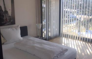 Residence - Photo 10