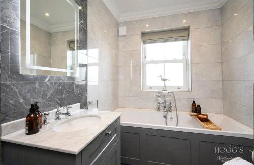 Hoggs Wellness Retreat Sauna & Jacuzzi - Foto 13