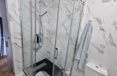 Pool House Minutes from Beach - Photo 11