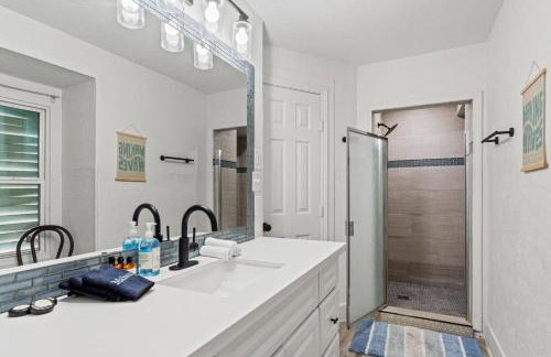 Coastal Escape, Steps to Beach, Fire Pit - Foto 12