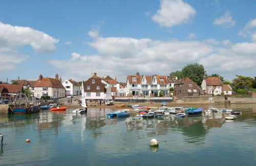Chic 4-bed Coastal Retreat in Heart of Bosham - Foto 83