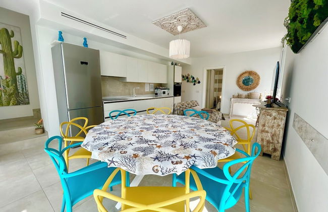 Golden Hour Retreat Lagoon View Villa With Pool - Photo 10