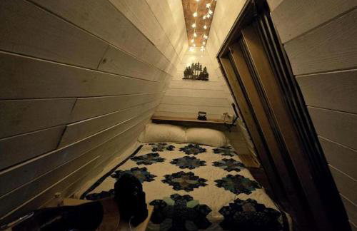 Remote Mountain A-Frame with BBQ Perfect for Nature Lovers in West Virginia - Foto 39