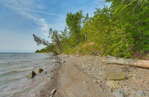 15 Mi to Duluth Lake Superior Beachfront Home! - Foto 2