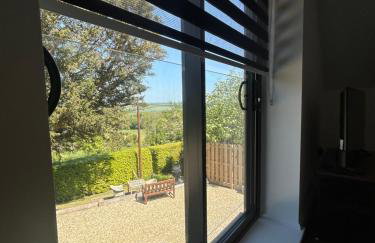 Panorama paradise near Winchester - Photo 6