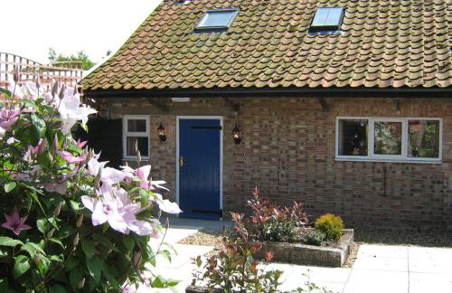 Colston Hall Cottages - Photo 16