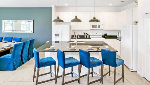 UPSTAY- 10BR Mansion wPrivate Pool and Games Room - Foto 4