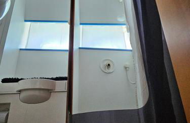 Nuit insolite bateau à quai - Port Saint Louis du Rhône - Foto 13