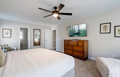 Decked Out Spacious 3BR Near Pine Mountain Trail W - Foto 25