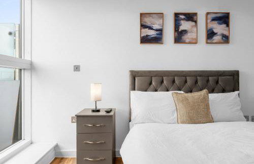 Penthouse Skyline – 2BR, Massive Terrace Retreat - Foto 14