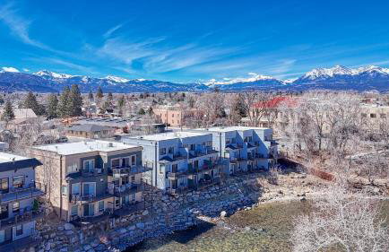 Riverfront Perch, w Balcony over the River - Foto 25