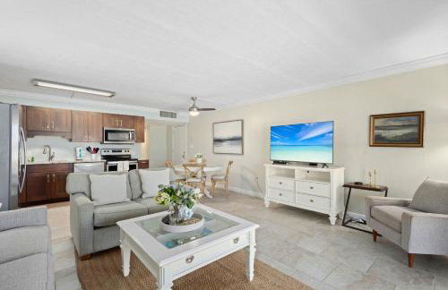 Cabana Beach Club by RVA - Photo 26