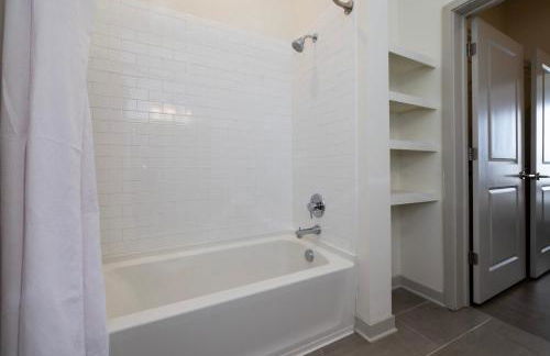 Modern Nulu 2BR by CozySuites 04 - Foto 20