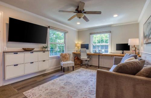 Modern 2 Bedroom Farmhouse Cottage with Hot Tub in Snohomish - Foto 40