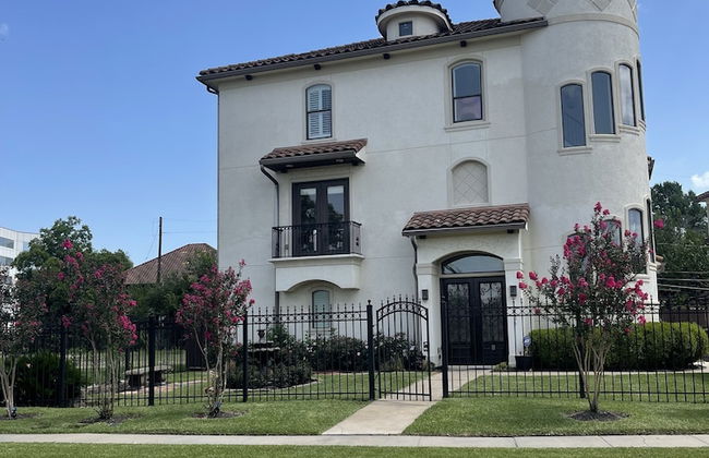 BIZI near Galleria Mall - Foto 47