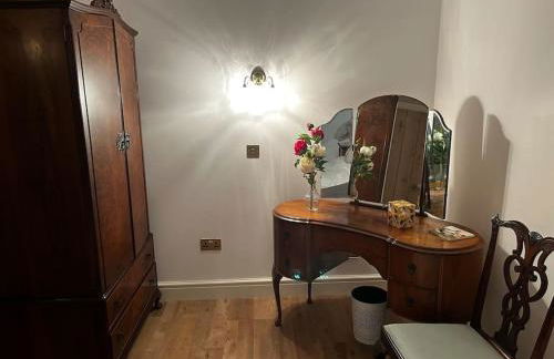 Byre - Farm Cottage on 9 acre Equestrian Small Holding - Photo 7