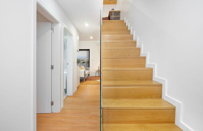 C314 Riverside View Premium Apartment w/ AC & Terrace - Foto 13