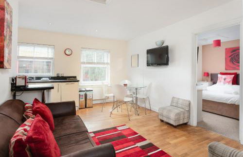 Bath Breaks Apartments - Photo 14