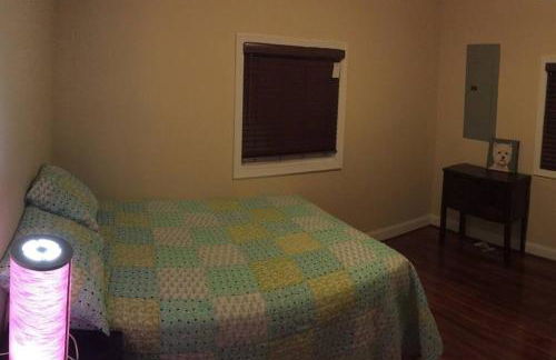 2 bd 1 bth near DC! 7081 - Photo 11