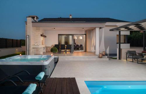 Villa Mareta ZadarVillas - Photo 1