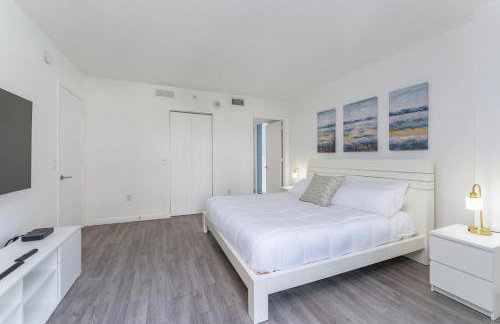 Spacious and bright in the heart of Brickell - Foto 12