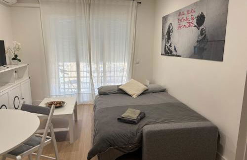 Espacioso Apartamento Familiar con terraza en Aranjuez - Confort, Tranquilidad y Netflix Incluido - Foto 16