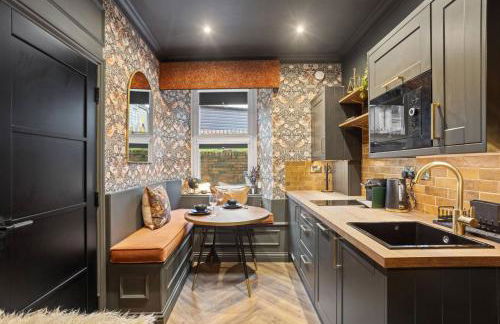 Boutique Studio Near Stirling - Photo 4