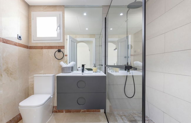 2 Bedroom, 2 Bathroom Penthouse Apartment - Foto 9