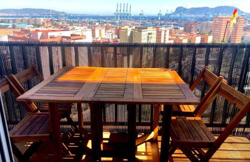 Piso semicentrico con vistas a la bahía de Algeciras - Foto 12
