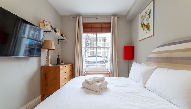 Beautiful & Spacious Flat with Patio - Foto 4, Habitación