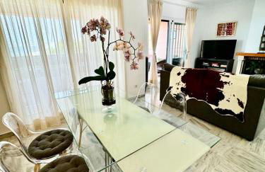 SUNNY HOUSE AT THE BEACH infinity pool shared - Foto 15